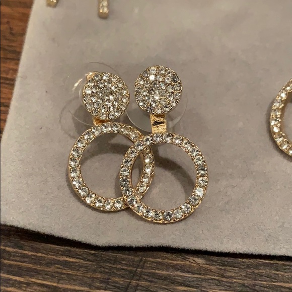 🌸Lot of Six Earring Sets🌸 - Picture 4 of 5